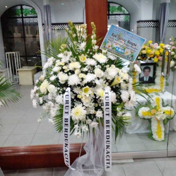Standing Flower Dukacita