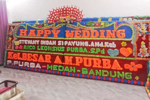 Papan Bunga Gandeng Happy Wedding