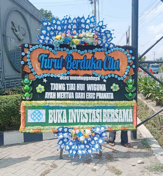 Papan Bunga Jakarta Dukacita