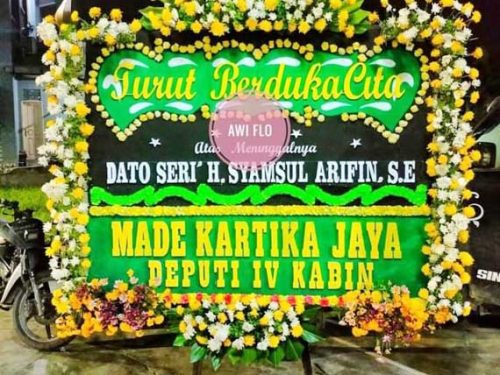 Papan Bunga Styrofoam Bunga Segar
