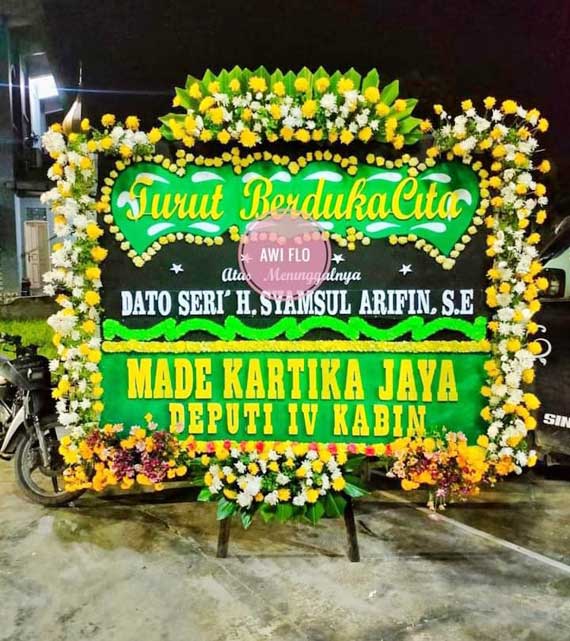 Papan Bunga Styrofoam Bunga Segar