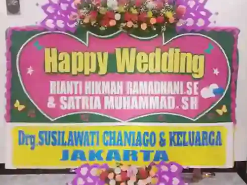 Papan-bunga-jakarta-happy-wedding Papan Bunga Jakarta Wedding Bunga Segar