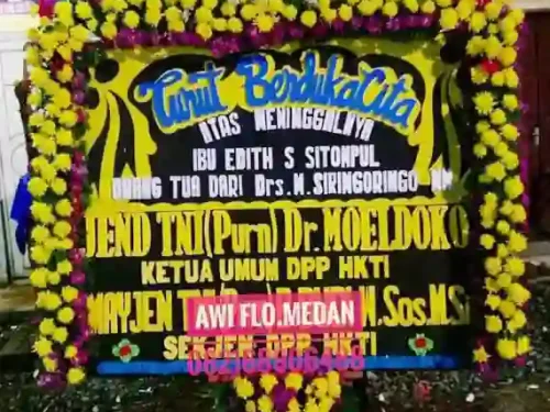 papan-bunga-styrofoam-bunga-segar-5 Papan Bunga Styrofoam Bunga Segar